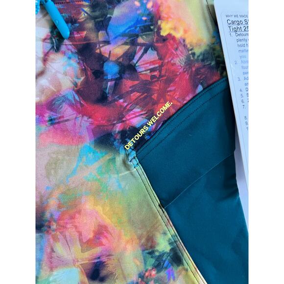 Lululemon Cargo Super High-Rise Tight 28” Size 6 “Detours Welcome” Multi-Print - Picture 9 of 10